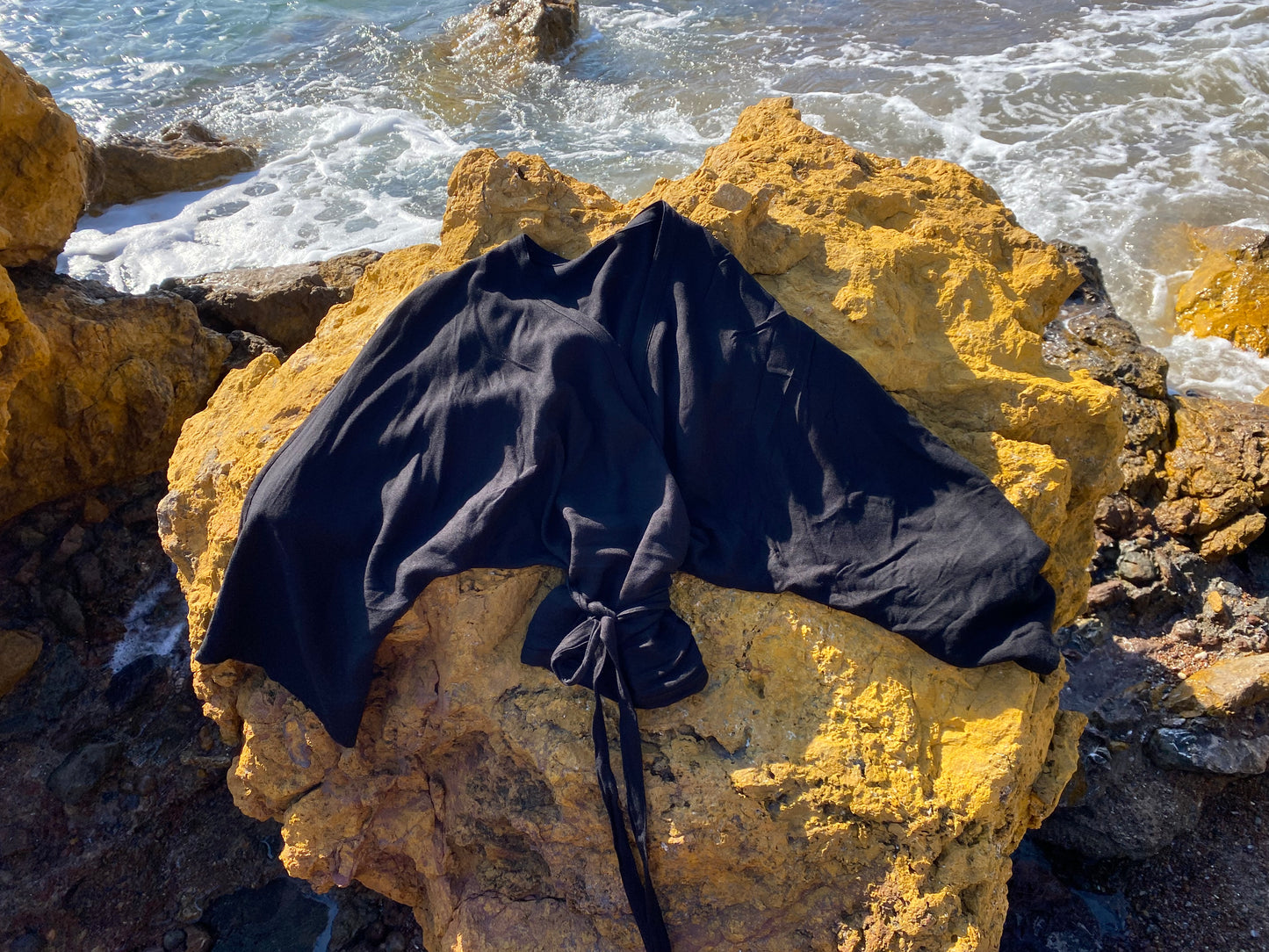 Akyratop Black